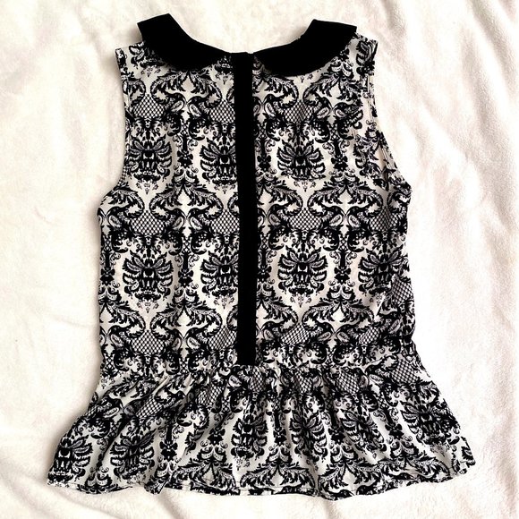 Forever 21 Pendulum Top - Picture 2 of 8